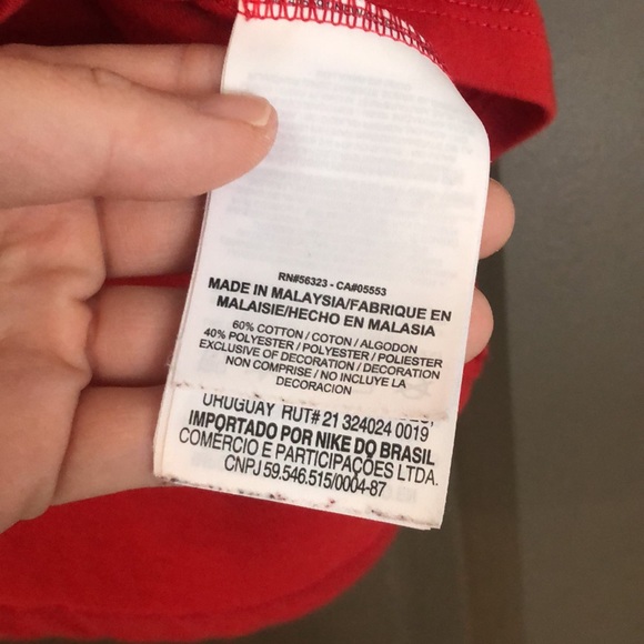 Red Nike dri fit small t shirt scoop neck - Picture 7 of 9